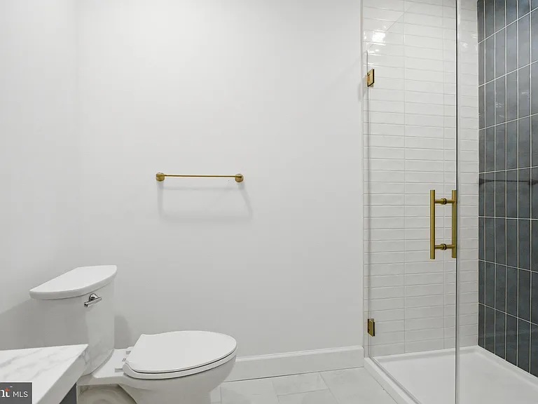 100 W Front St #2A — Photo 16
