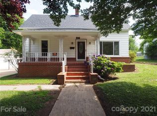 1819 2nd Ave SW, Hickory, NC 28602