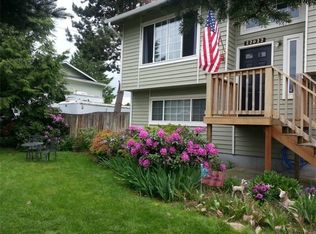 22022 SE 271st St, Maple Valley, WA 98038