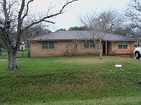 1st image of 612 Lazy Ln
