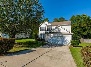 1825 Southwind Dr, Charlotte, NC 28216