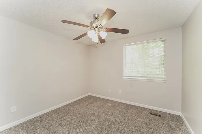 8114 Bald Ridge Dr — Photo 8