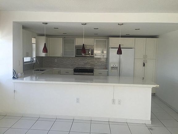 Open Kitchen