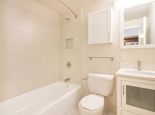 Rented by Mirador Real Estate | media 10