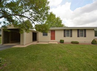 45 Orchard Hills Dr, Saint Peters, MO 63376