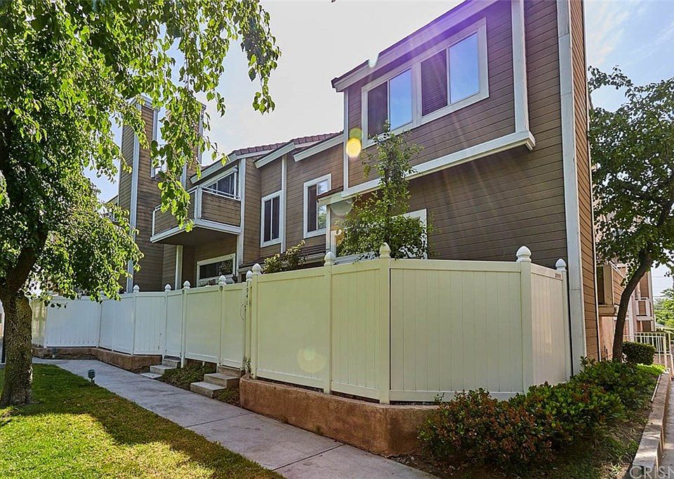 1st image of 1921 Glenoaks Blvd Unit 194
