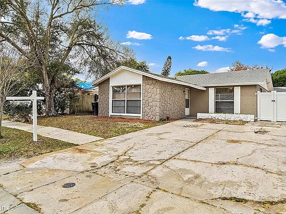 2nd image of 8622 Leeward Dr