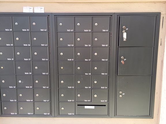 3rd image of 7616 Palmilla Dr