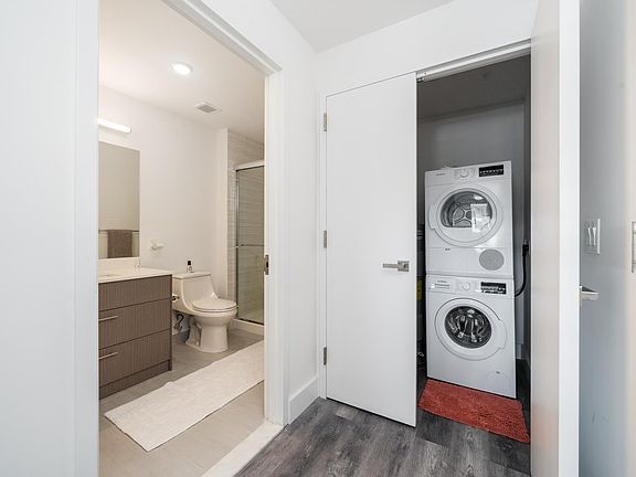 3rd image of 460 Grand St APT 409