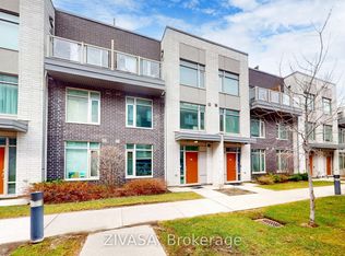 15 Applewood Ln #92, Toronto, ON M9C 0C1