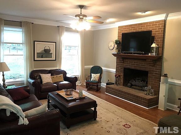 5th image of 8512 Doughton Dr