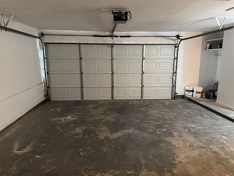 7822 Albin Ln — Photo 25