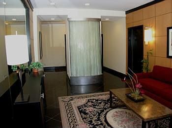 5th image of 964 Auburnview Dr APT 6E