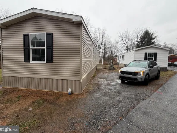 Fidler Ct, Pine Grove, PA 17963