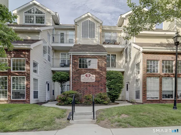 183 Carriage Crossing Lane #183, Middletown, CT 06457