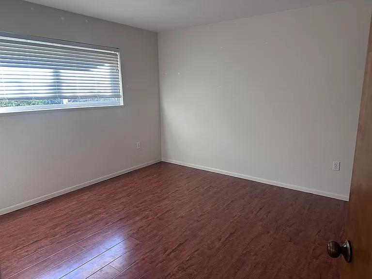 bedroom1