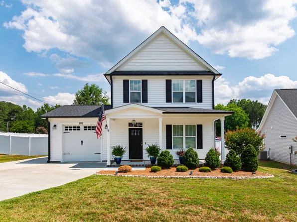 101 Averly Ct, Stem, NC 27581
