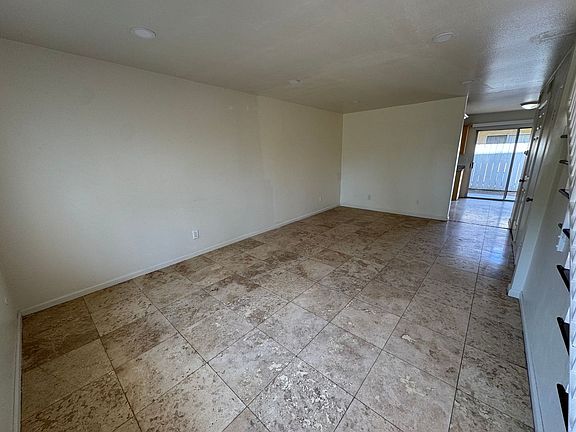 4th image of 311 S Mollison Ave Unit 4