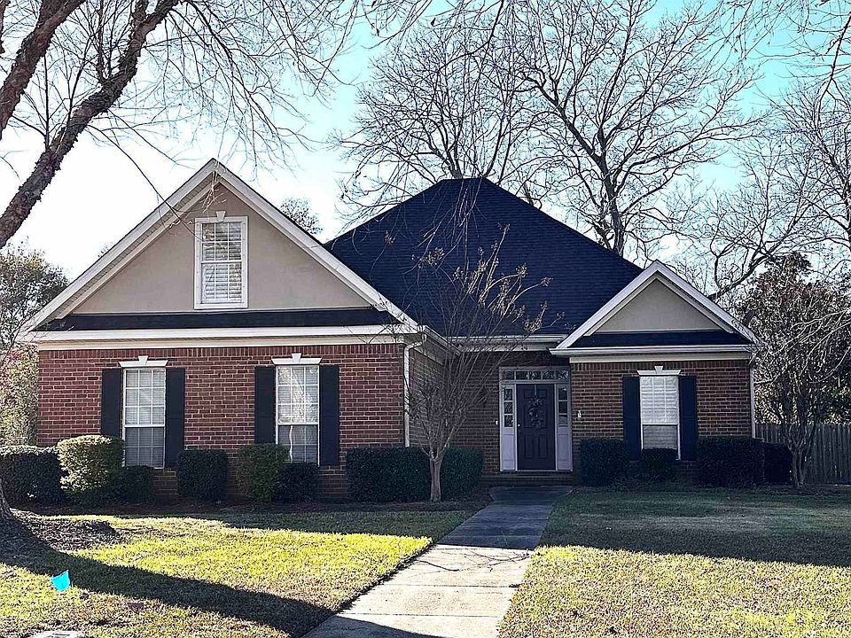 1st image of 25755 Chamberlain Dr