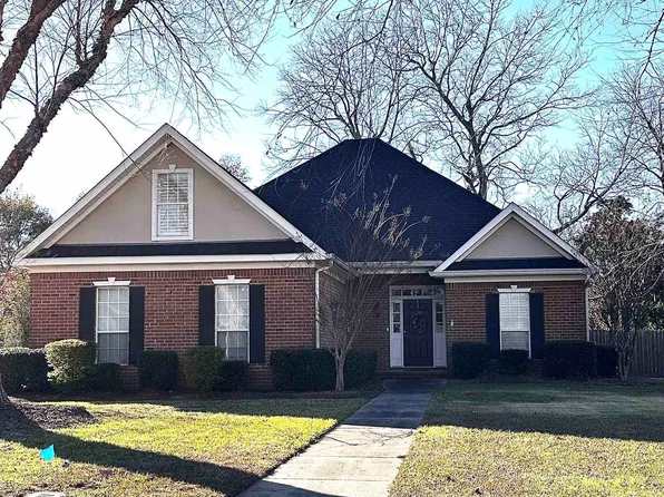 25755 Chamberlain Dr, Daphne, AL 36526
