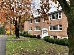 143 Heritage Hill Rd #143B, New Canaan, CT 06840