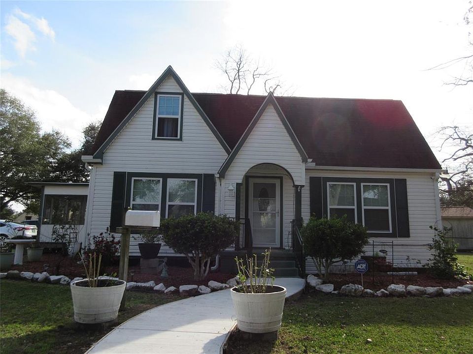 1st image of 509 E Pearce St