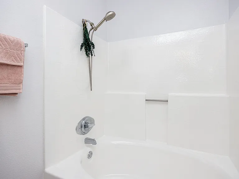 Wilcox Townhomes — Photo 19