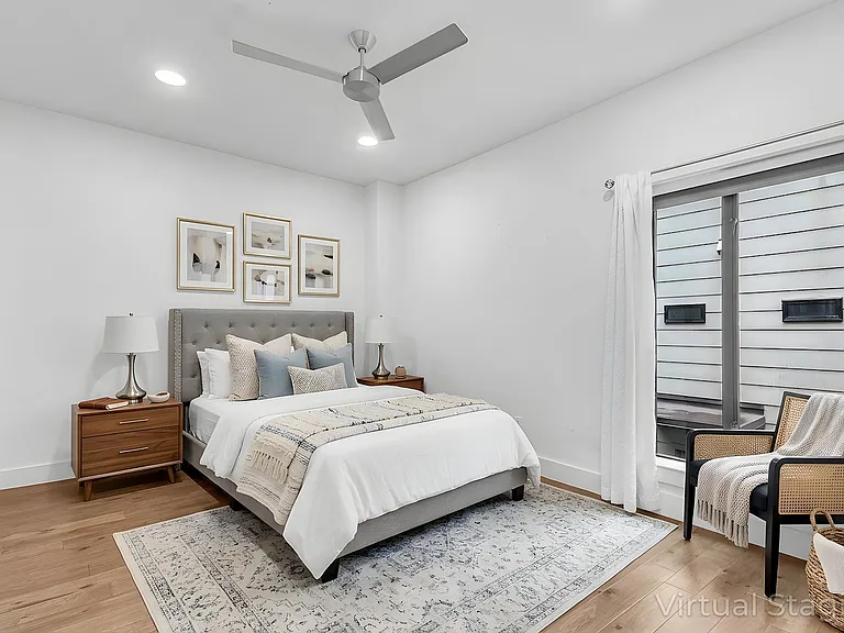 4934 Camdale — Photo 10