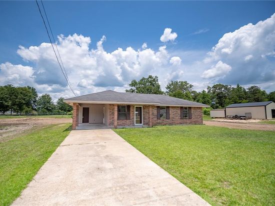 146 Ben Ln, Oakdale, LA 71463