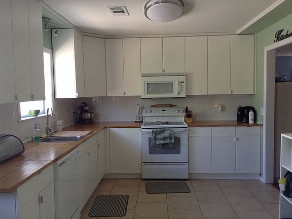 2nd image of 1405 Hazelwood St