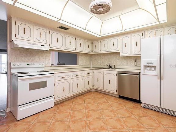 5th image of 4900 38th Way S APT 504
