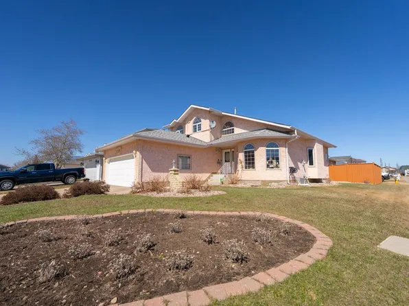 5736 161st Ave NW, Edmonton, AB T5Y 2S9