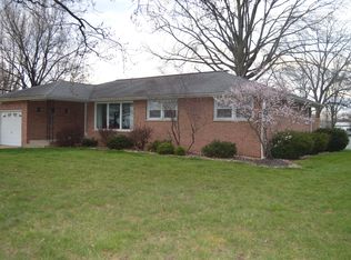 1113 Helvetia Dr, Highland, IL 62249