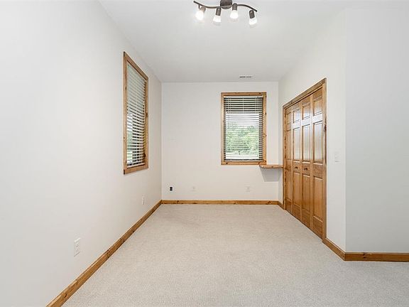4th image of 1430 Spence Chapel Rd