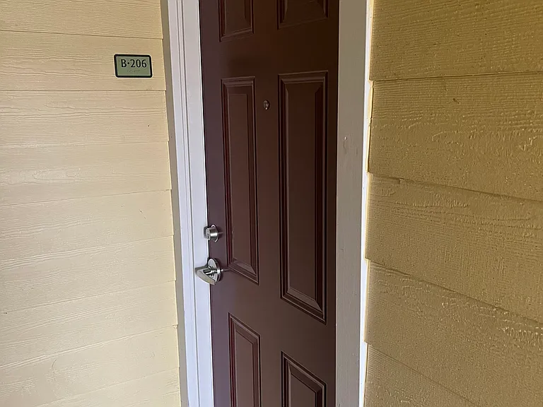 South Shore Court — Photo 11