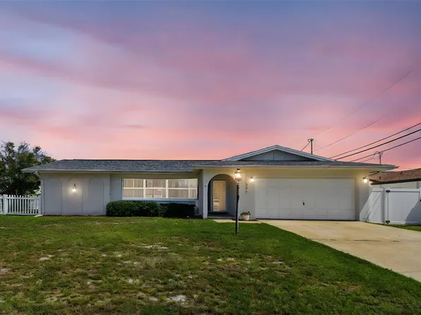 11071 141st St, Largo, FL 33774