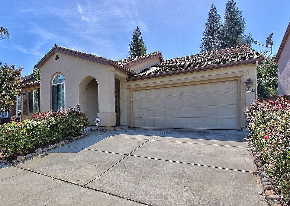 1st image of 9558 E Park Dr