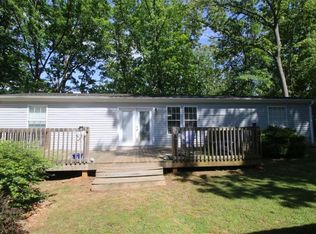 138 Buckhead Dr, Townville, SC 29689