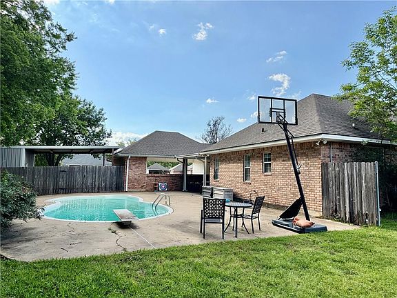 3rd image of 5157 Hunters Grove Ln