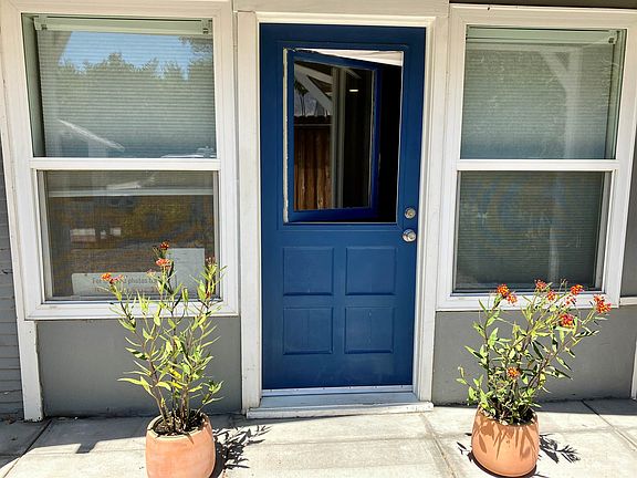 4th image of 203 S Blanche St