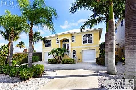 1st image of 236 Ibis St