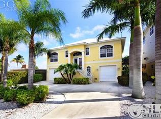 236 Ibis St, Fort Myers Beach, FL 33931