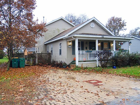 3rd image of 1045 E 1st St