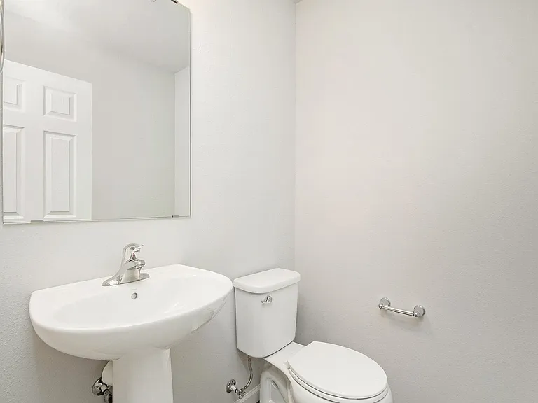 7285 Montego Bay St — Photo 17