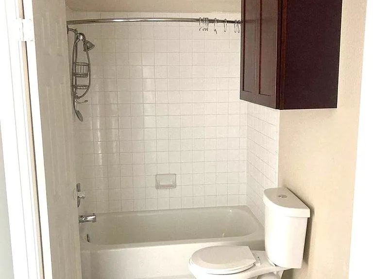 7915 Avellano — Photo 13
