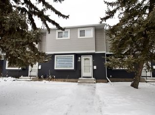 412 Hermitage Rd NW, Edmonton, AB