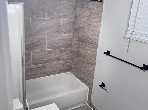 103 NW 7th Ave APT E, Pompano Beach, FL 33060