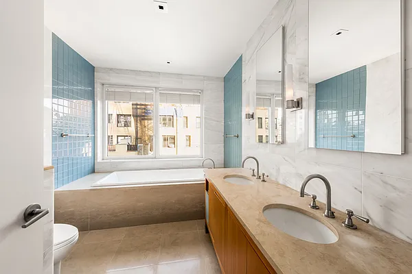 Rented by Compass | media 13