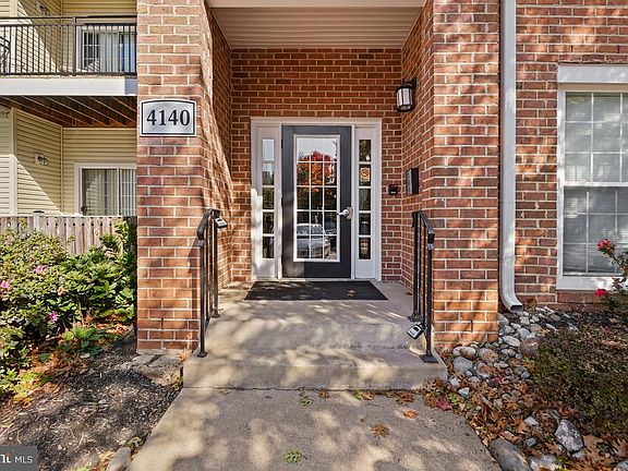 3rd image of 4140 Fountainside Ln Suite D-301