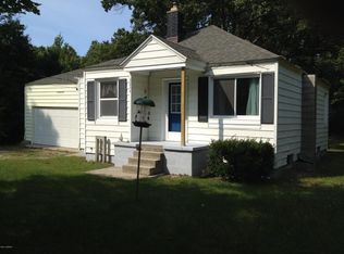 3234 Fenner Rd, Muskegon, MI 49445